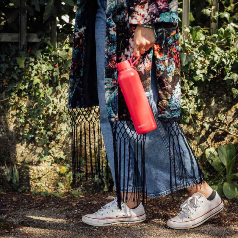 Quokka Solid Su Dirželiu - Nerūdijančio Plieno Termosinė Gertuvė 630 ml Su Dirželiu (Vyšninė Raudona)