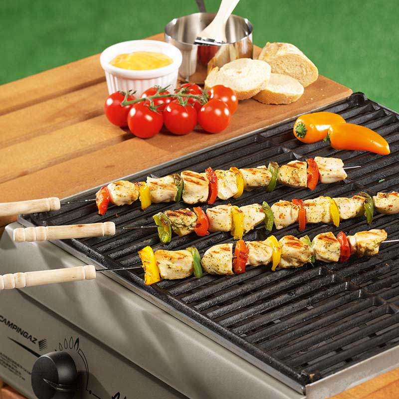 BBQ - šašlykiniai iešmai su medine rankena, ilgis 38 cm (4 vnt.)