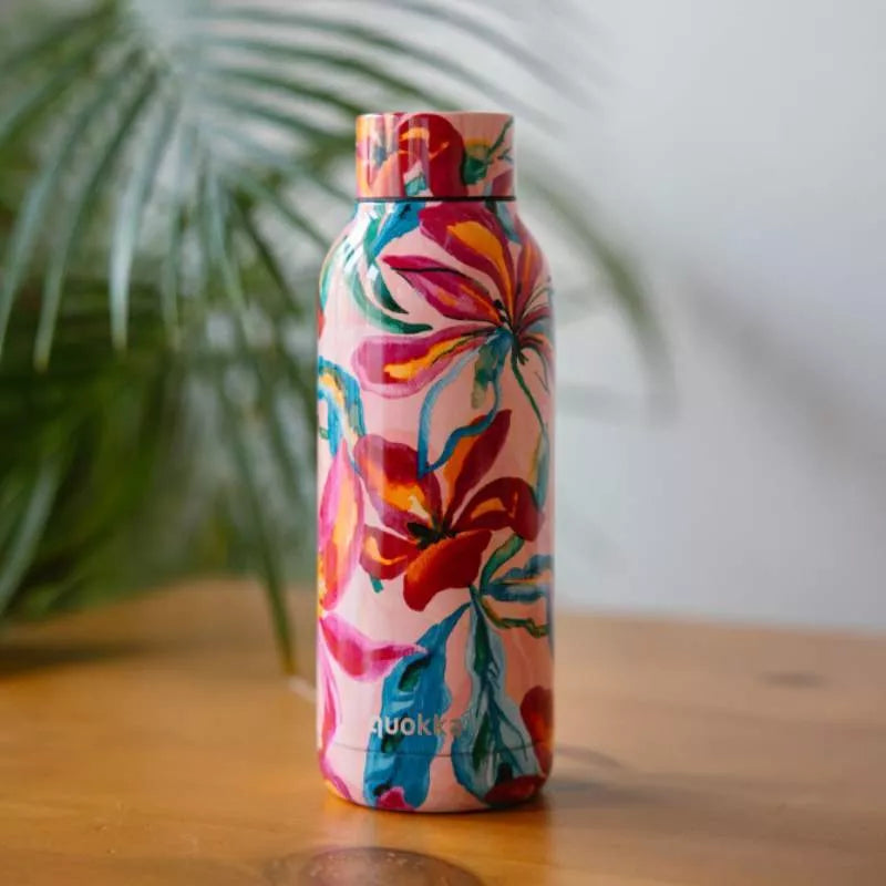 Quokka Solid – Nerūdijančio plieno termosinė butelis 510 ml (Tropinis žydėjimas)