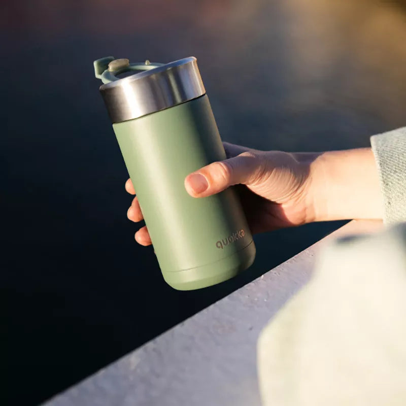 Quokka Boost Kavos Puodelis – Termo puodelis su virimo įranga, 400 ml (Spyglinė)